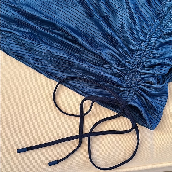 Triangl Blue Bikini & Skirt Set Size Small - Picture 4 of 13